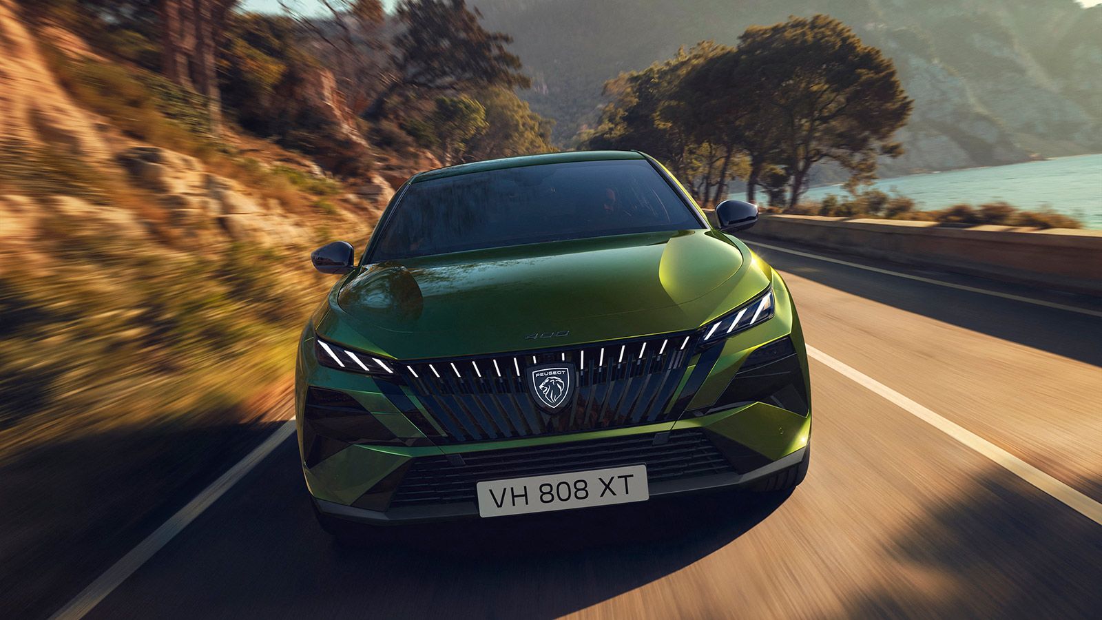 Επίσημη πρεμιέρα για το ανανεωμένο Peugeot 408